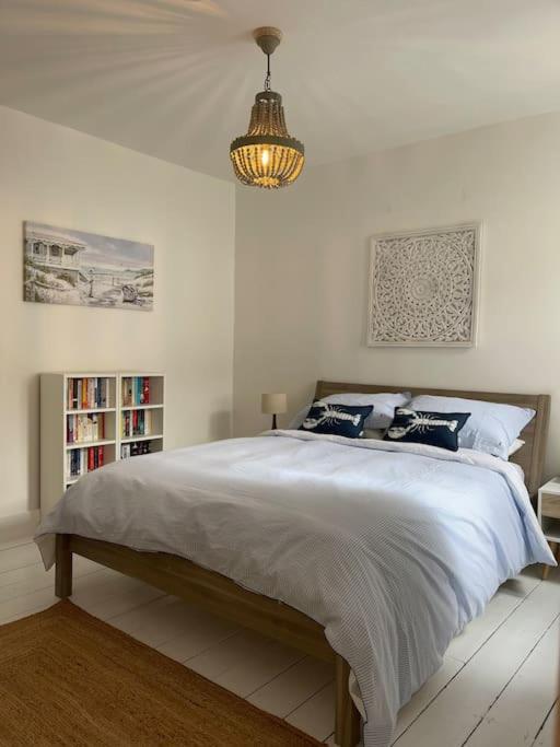 Top Deck - Fresh, Stylish Seaside Apartment Вентнор Екстер'єр фото