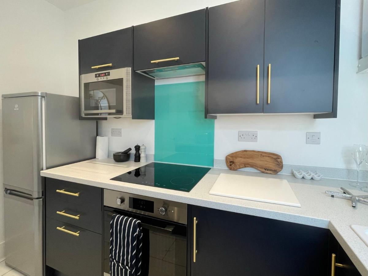 Top Deck - Fresh, Stylish Seaside Apartment Вентнор Екстер'єр фото